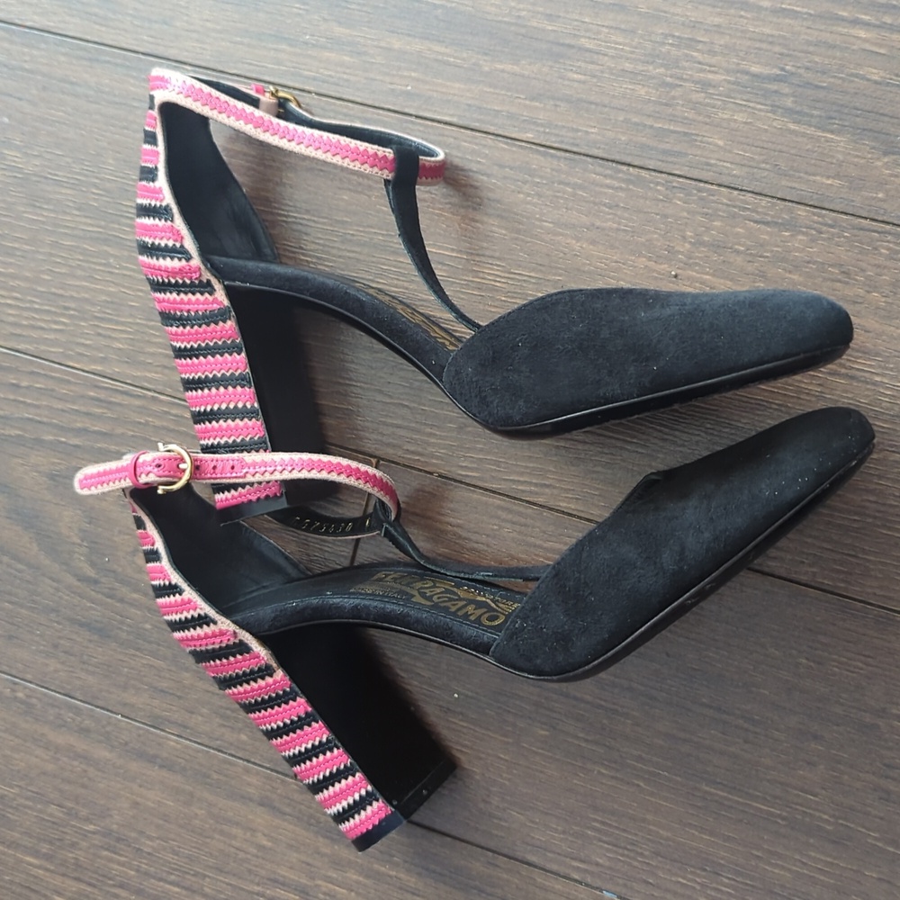 Salvatore Ferragamo Black/Pink Suede And Leather Fergie T-Strap Pumps - Picture 8 of 13